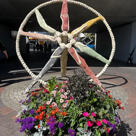 Sentral, Romslig Og Lys Med Parkering * Sandnes (Rogaland)